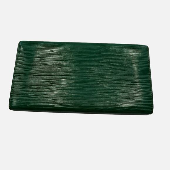 Wallet Louis Vuitton Epi Long Wallet in Green - Picture 2 of 8